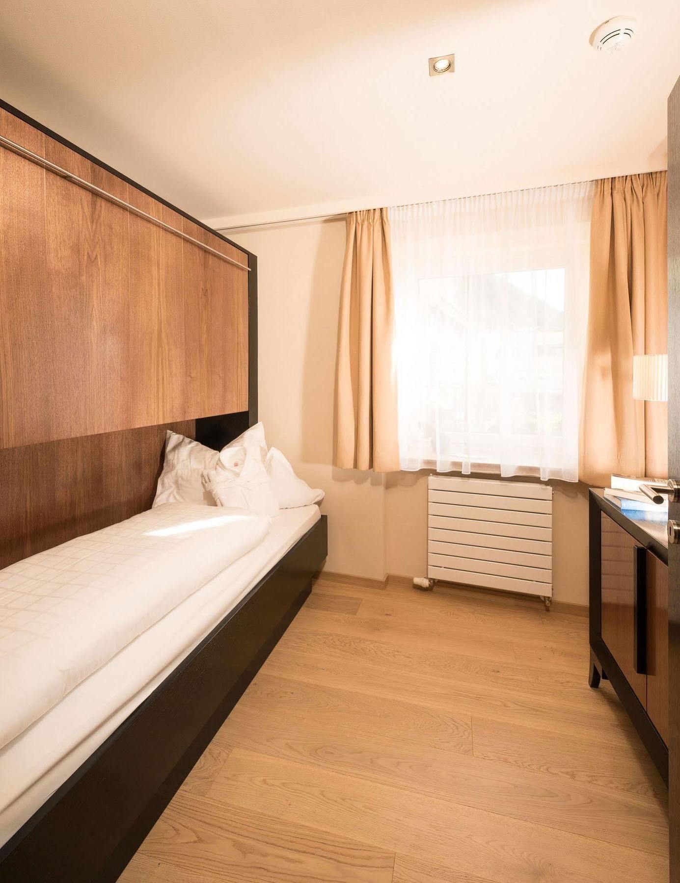 Goldene Rose 3*