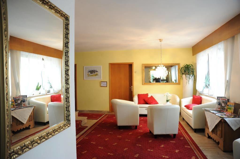 Hotel Goldene Rose 3*